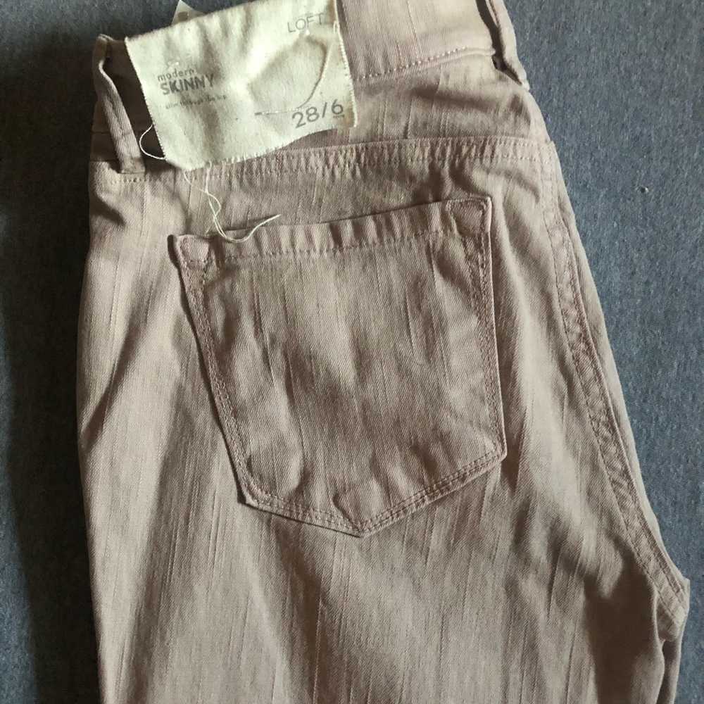 Modern Skinny Pant. Size 28/6